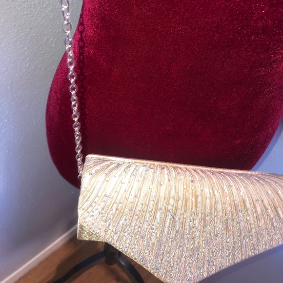 Gold diamond clutch - Picture 4 of 4